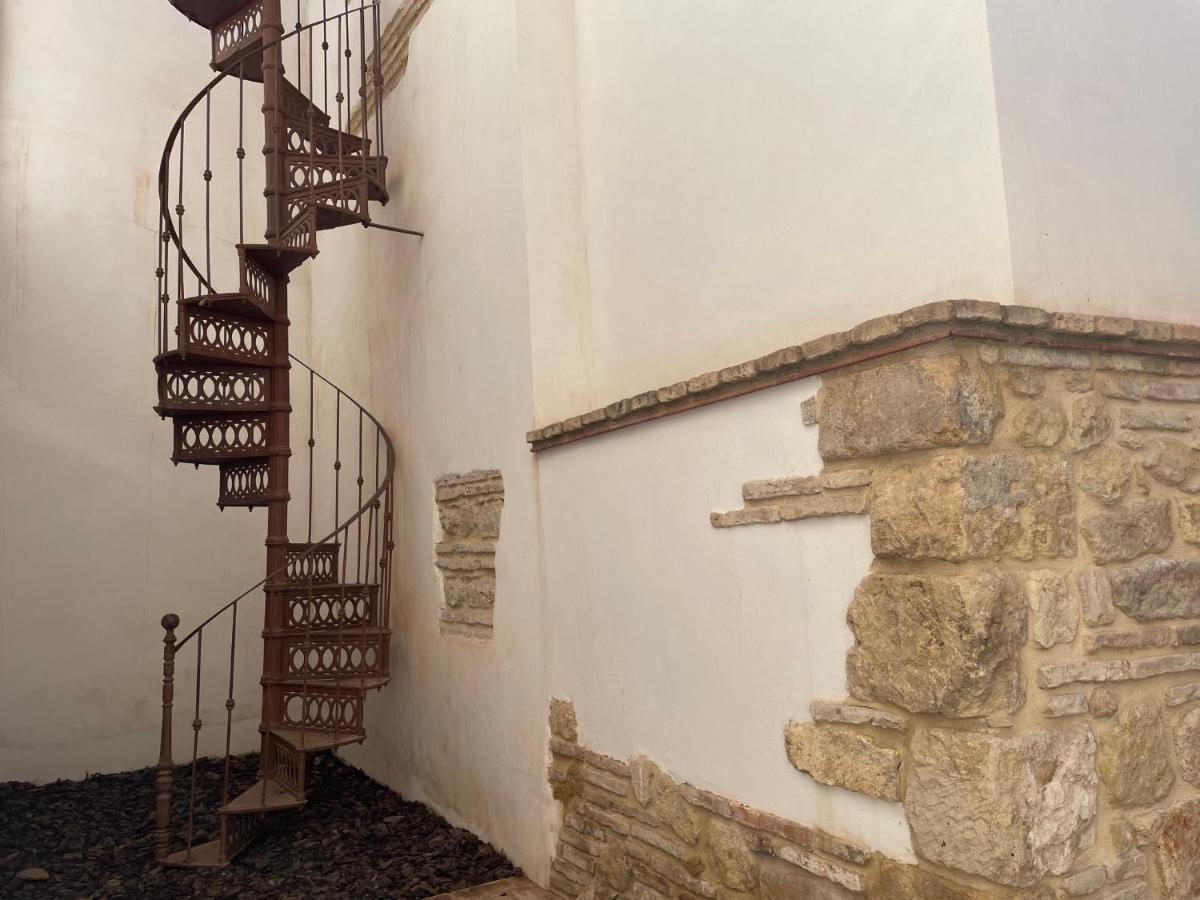 La Casa De La Escalera Apartment Кордоба Екстериор снимка